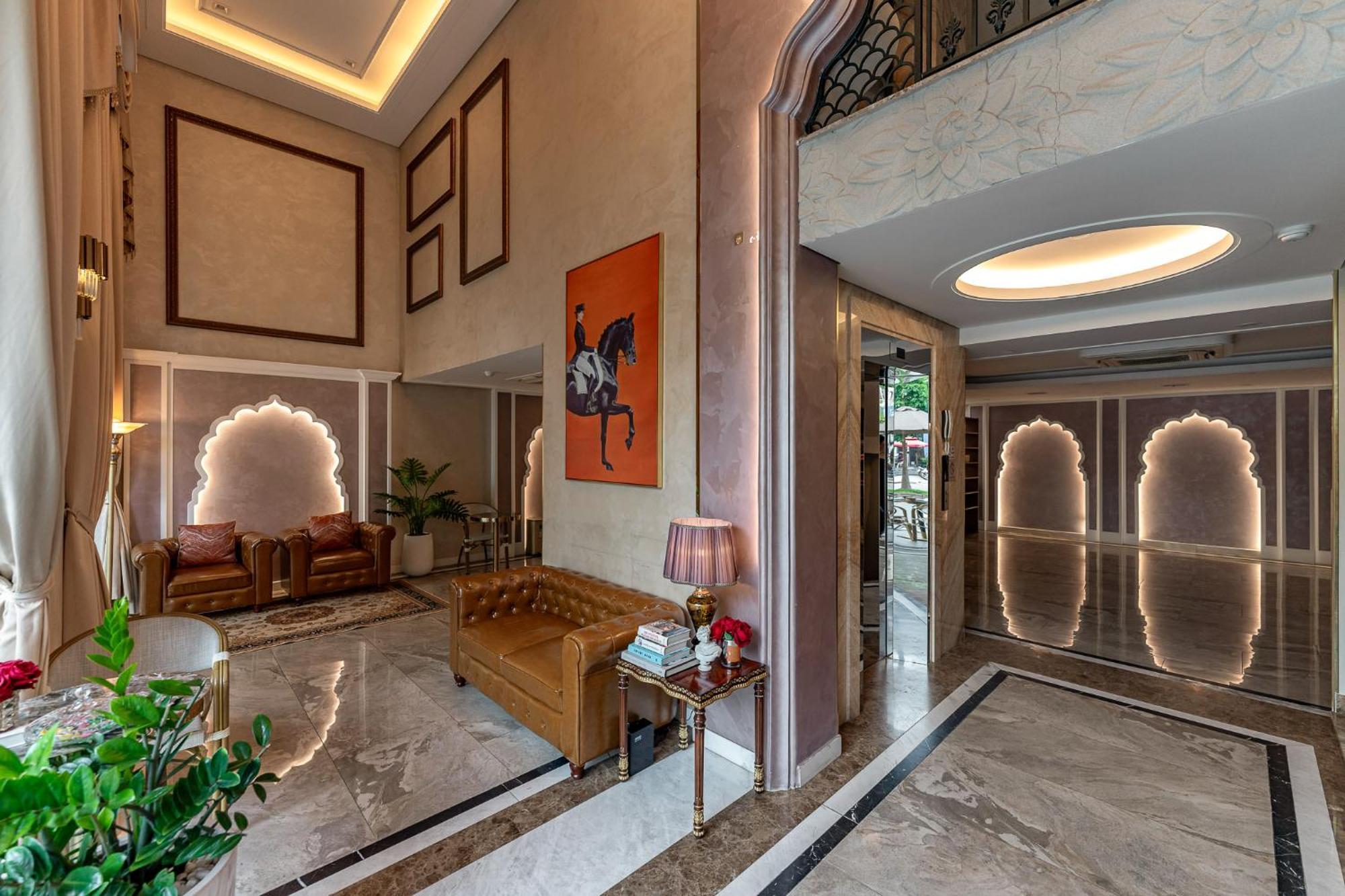 Golden Tree Hotel & Apartment Ho Chi Minh City Exterior photo